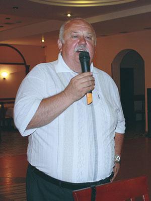 Капитан 1 ранга Шмаков В.В. (1977) — председатель Совета общественной организации «Ветераны КВВМПУ»