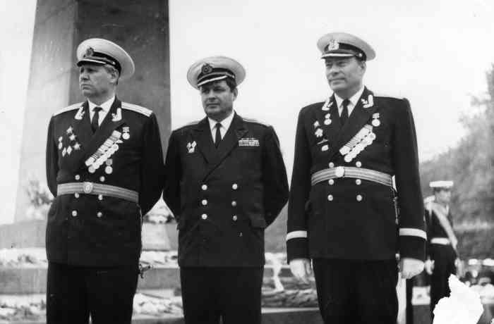 Слева направо капитаны 1 ранга Ф.Ф. Турчин, В.С. Маньков, А.А. Данилко, 1971 год