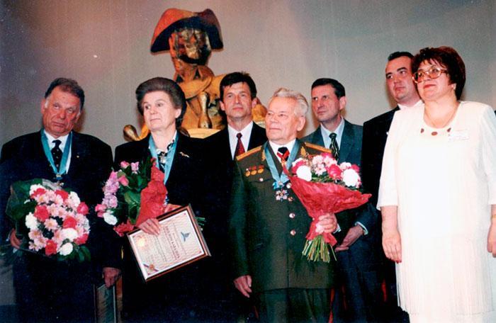 И.Г. Локтев с лауреатами премии Петра Великого 2000 года в Администрации Президента РФ.