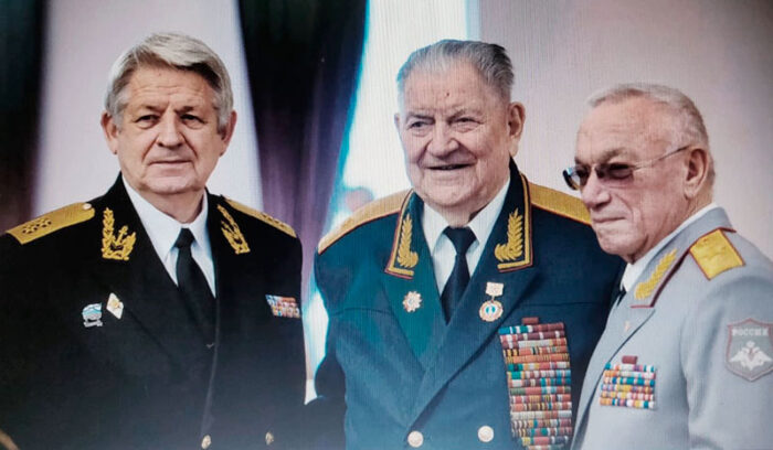 Клуб военачальников РФ. Генерал армии Куликов А.С., генерал-майор Слухай И.А.